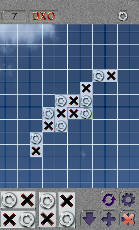#4. Domino Tic Tac Toe (DXO) (Android) By: Mikhail Frenkel