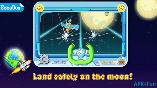 Little Panda Astronaut Screenshot Image