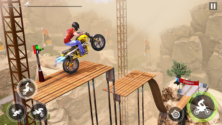 #5. Bike Games Bike Racing Games (Android) By: Frolics Simulation & Action Games